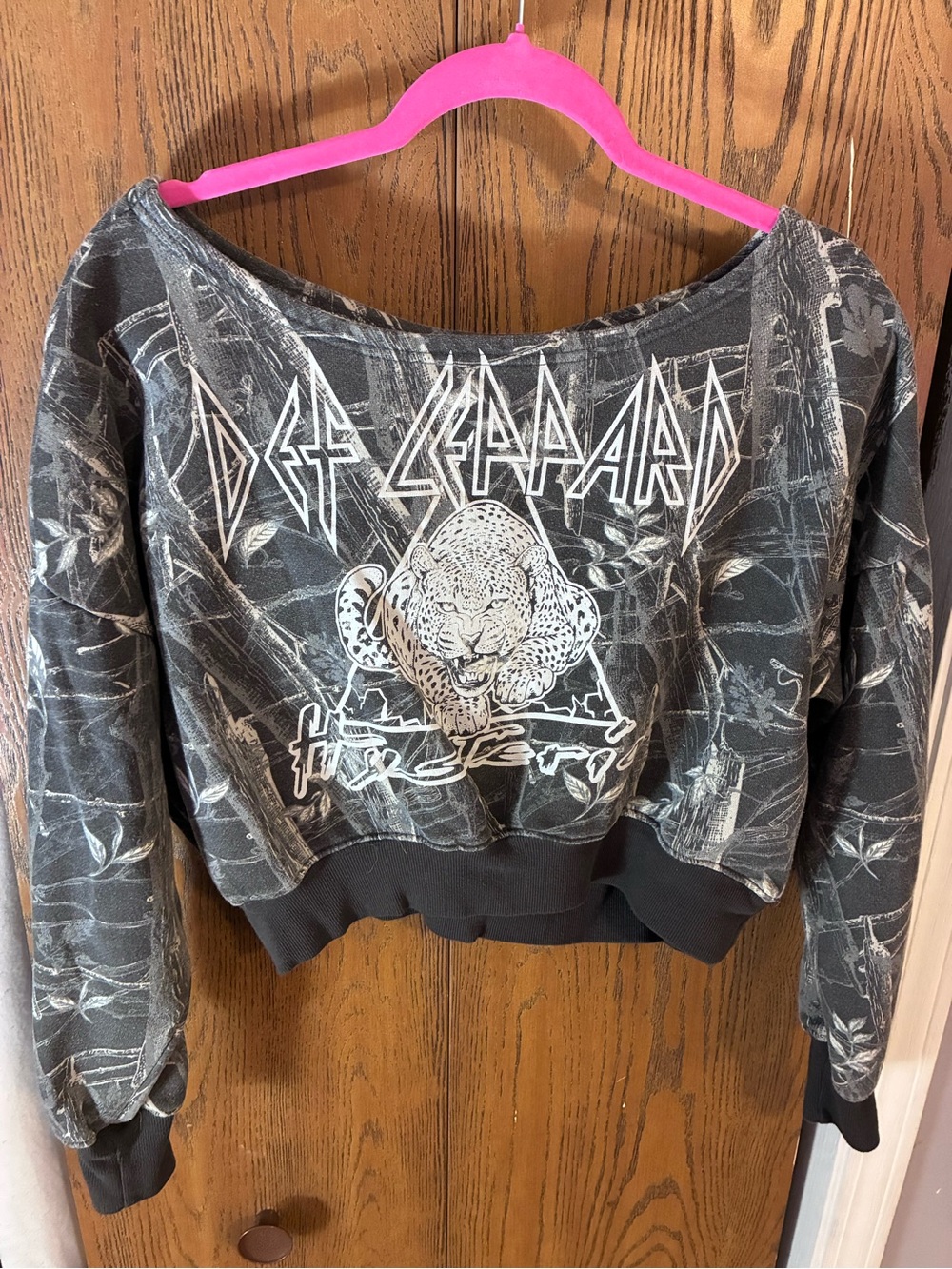 Black Cropped Graphic Sweater
